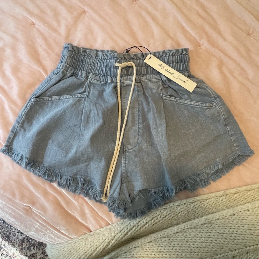 NWT Elastic Waist Denim Shorts with Drawstring Belt
